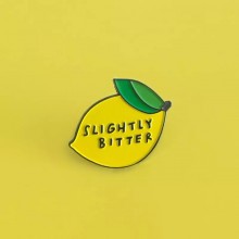 סיכת דש לימון Slightly bitter